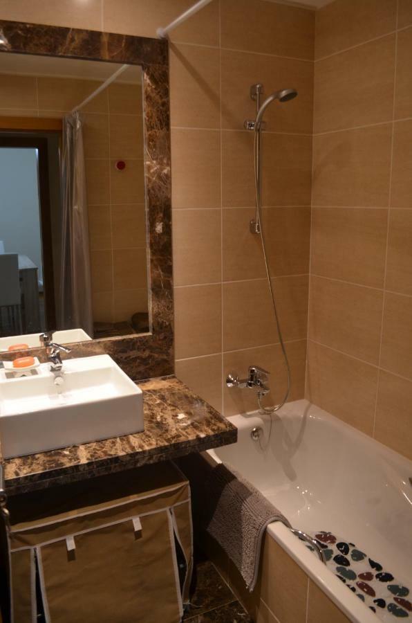 פונשל Enzo Apartament מראה חיצוני תמונה